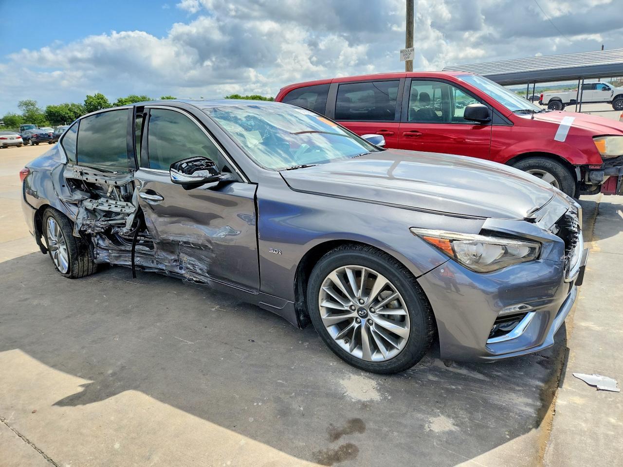 2018 INFINITI Q50