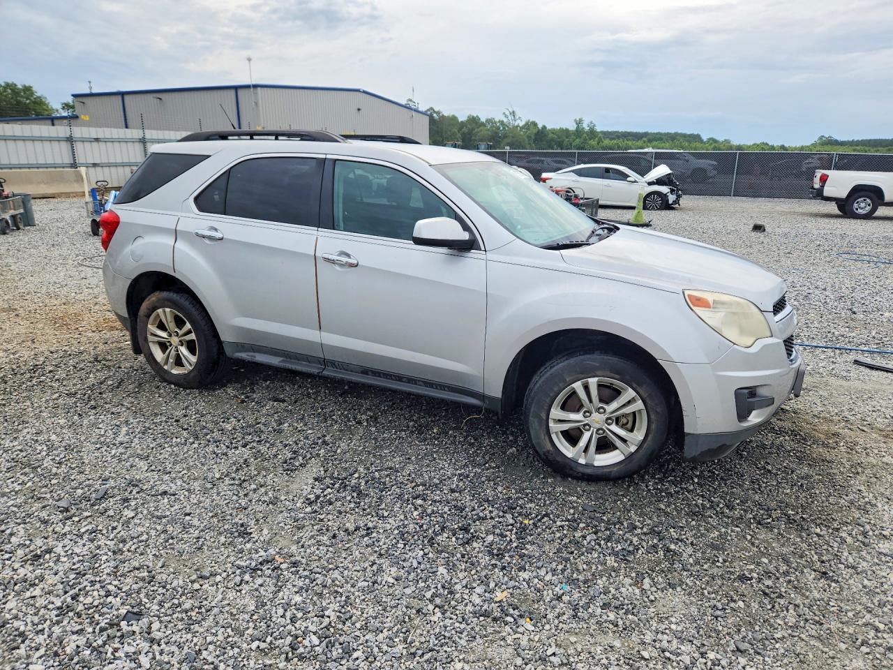 2011 CHEVROLET EQUINOX