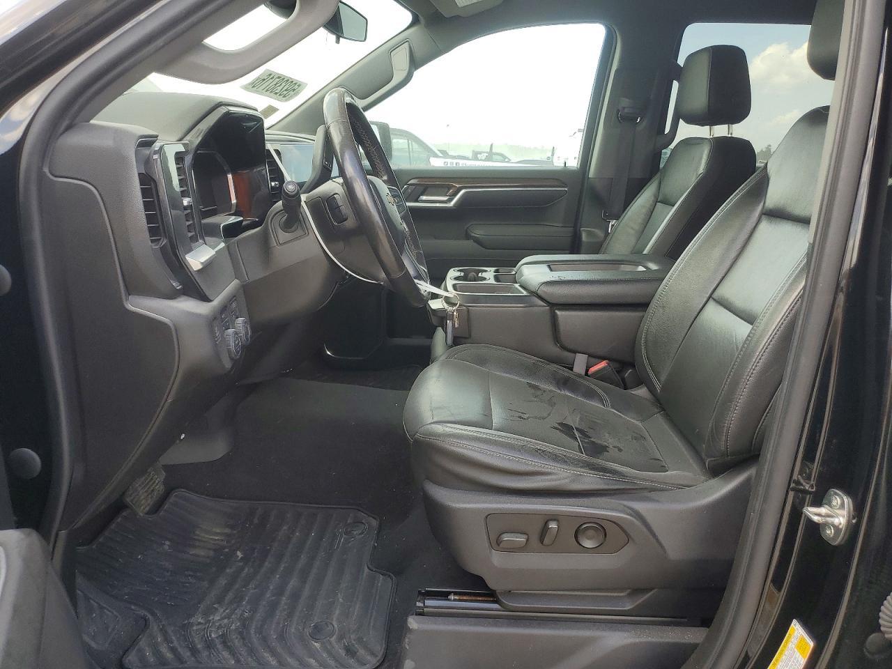 2022 CHEVROLET Silverado