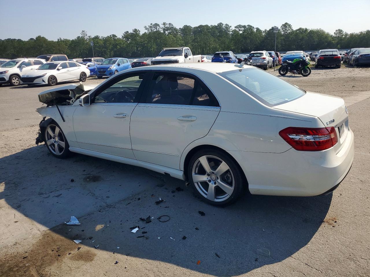 2011 MERCEDES-BENZ E-Class