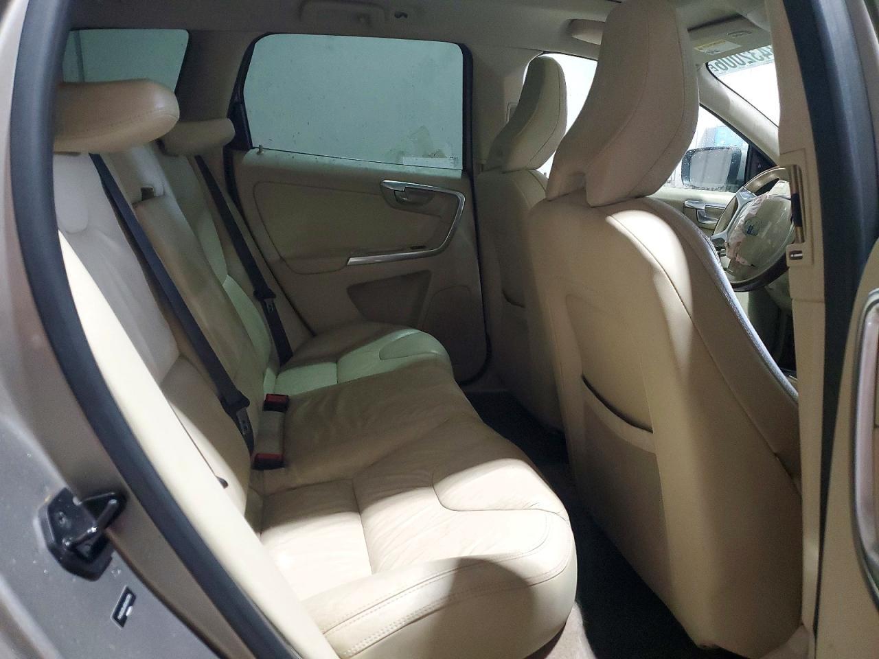 2013 VOLVO XC60