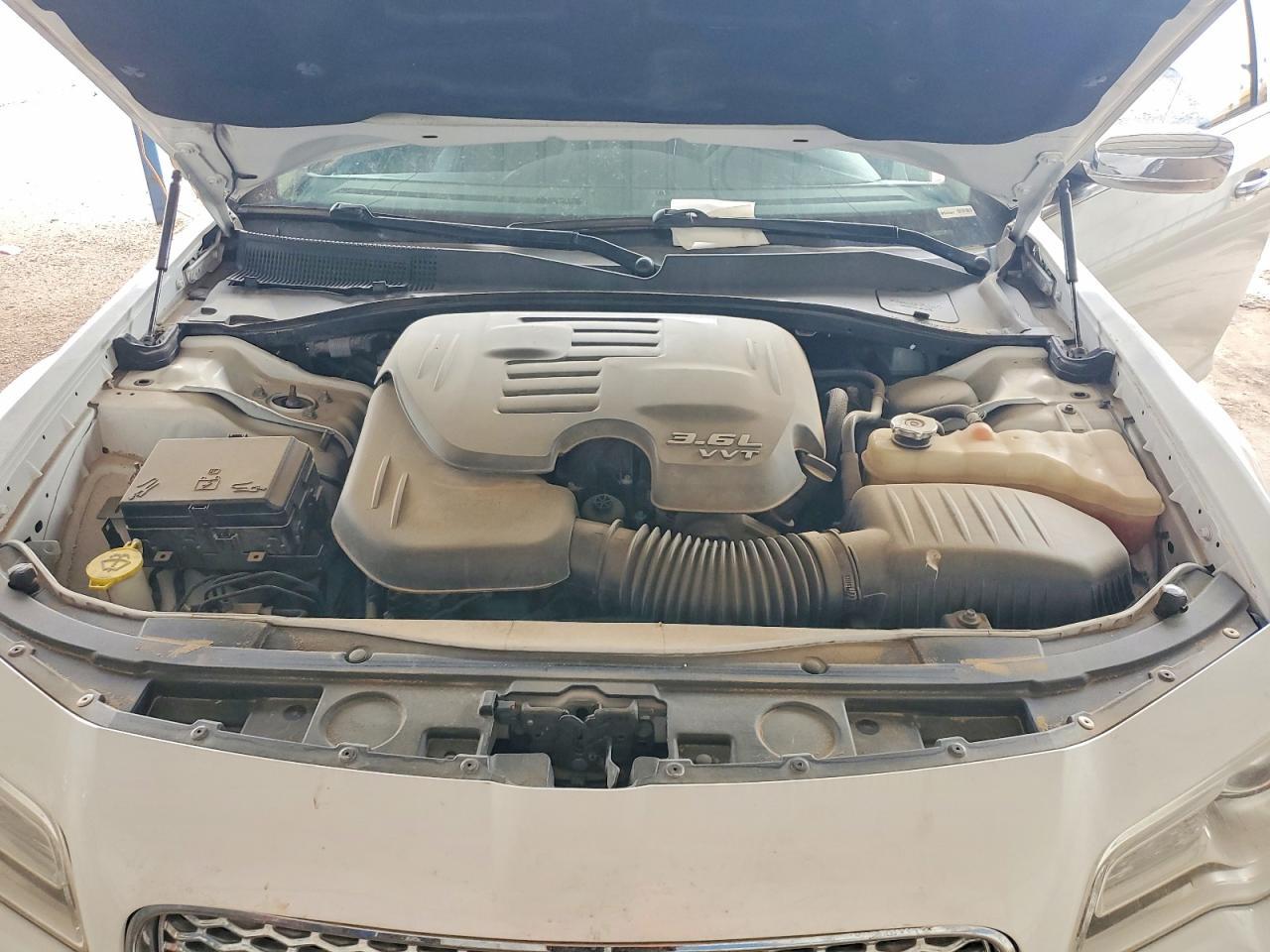 2016 CHRYSLER 300