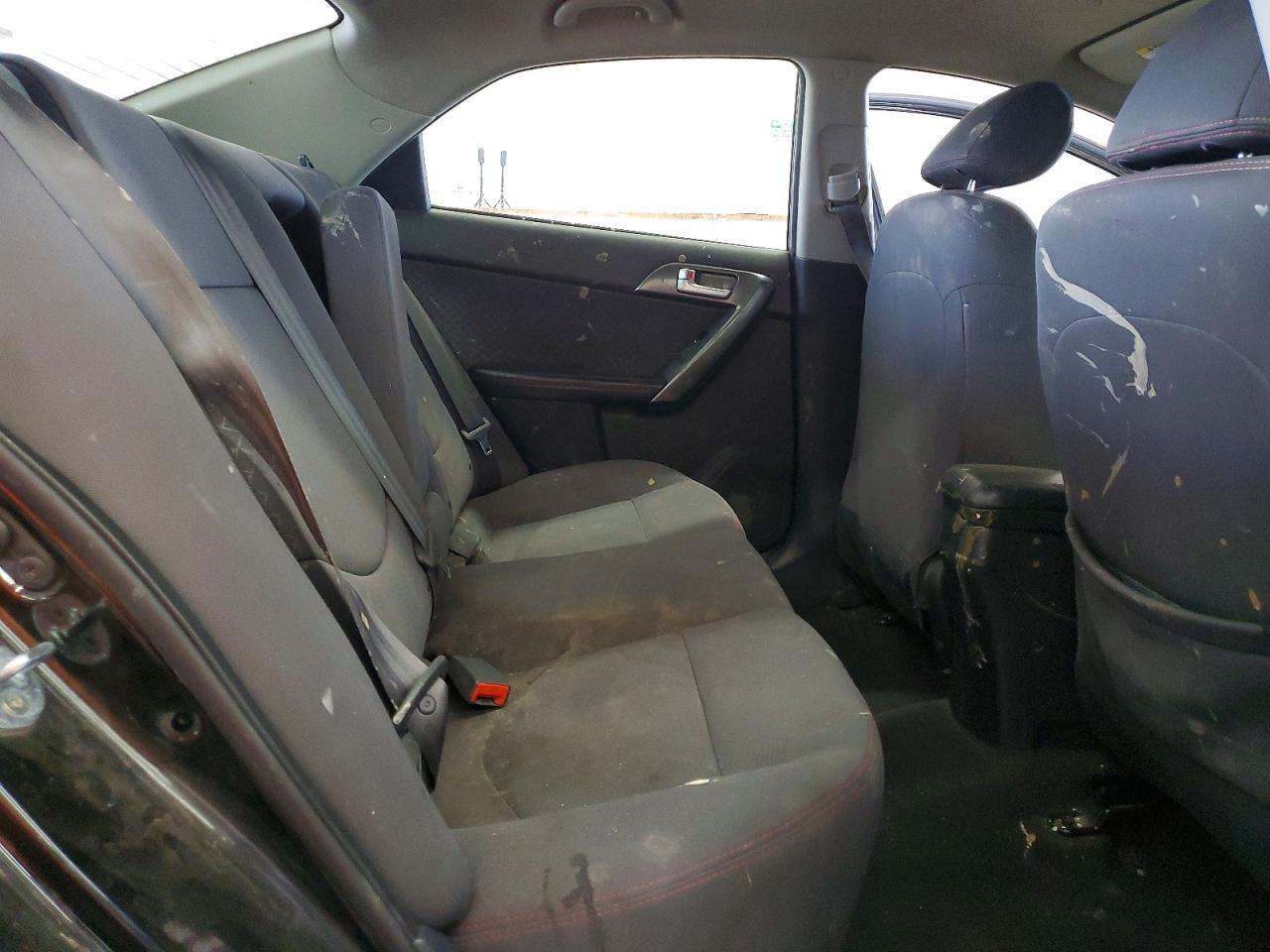 2010 KIA FORTE