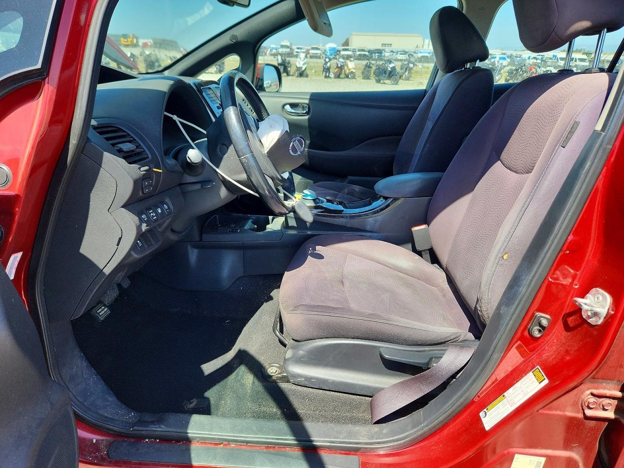 2013 NISSAN LEAF