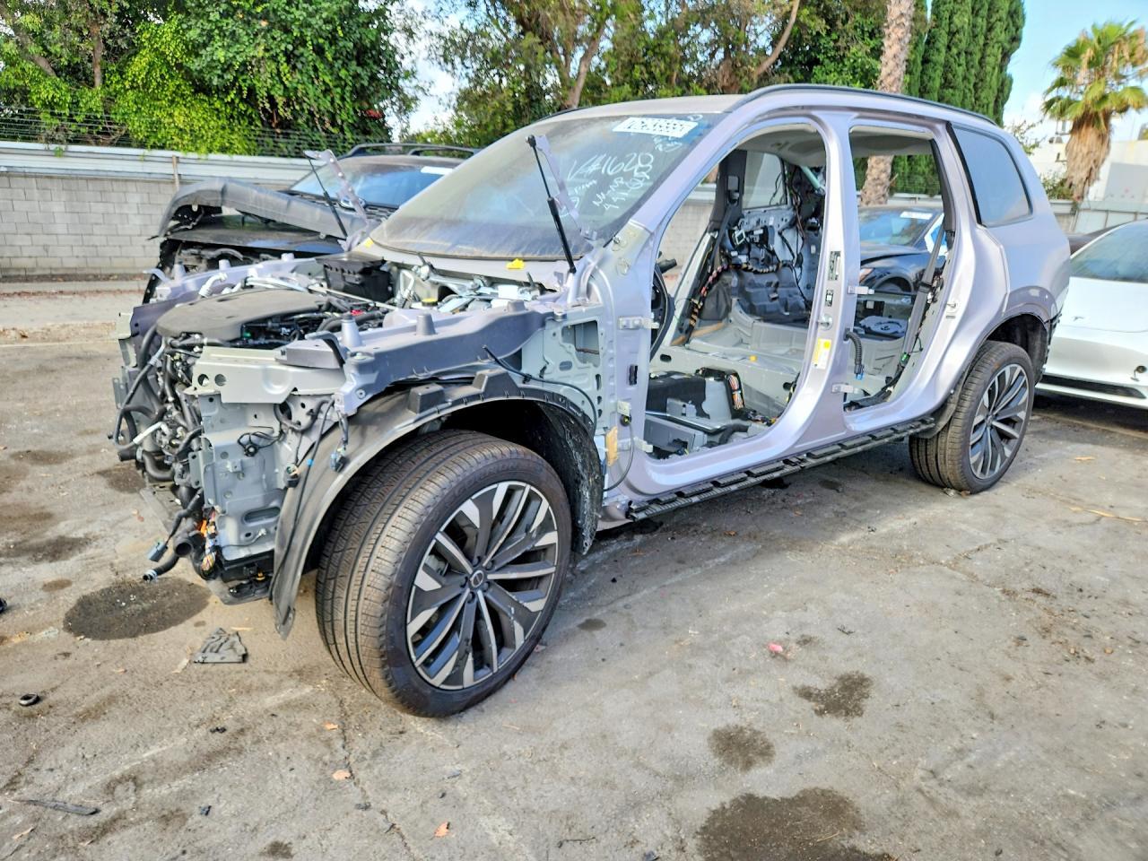 2026 VOLVO XC90