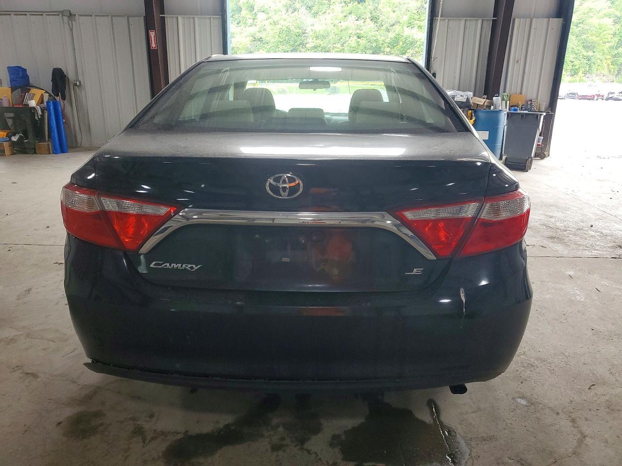 2015 TOYOTA CAMRY