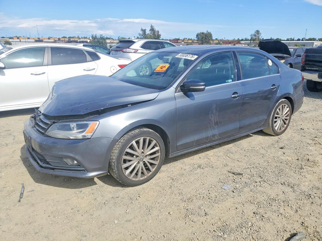 2016 VOLKSWAGEN JETTA