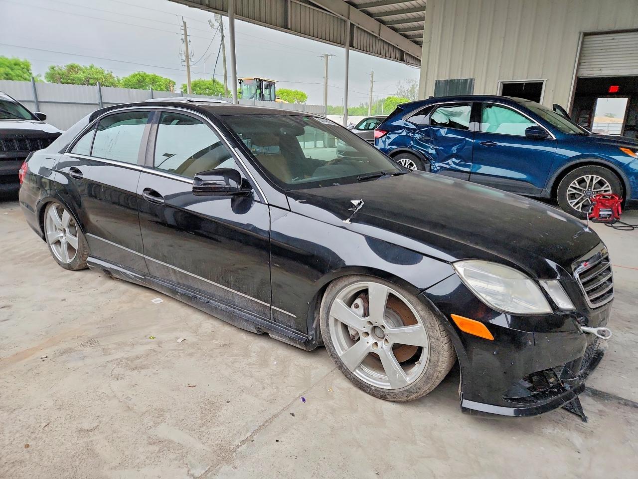 2010 MERCEDES-BENZ E-Class