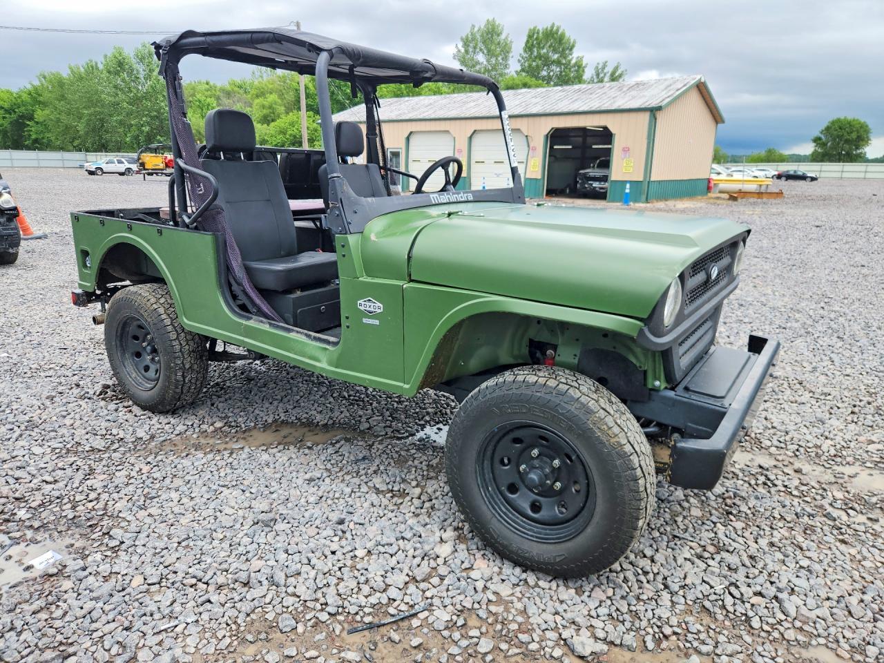 2024 MAHINDRA ROXOR