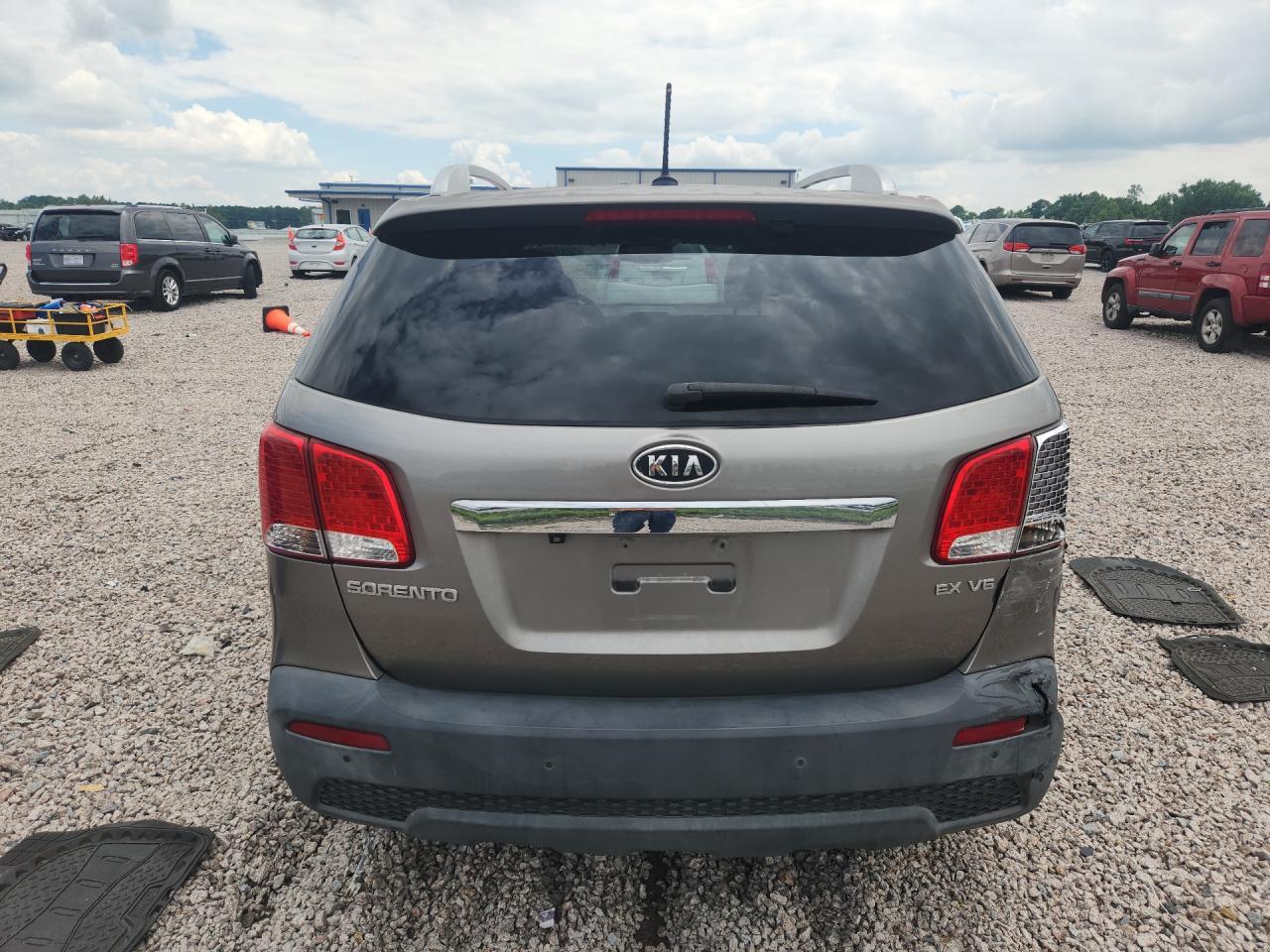 2011 KIA SORENTO
