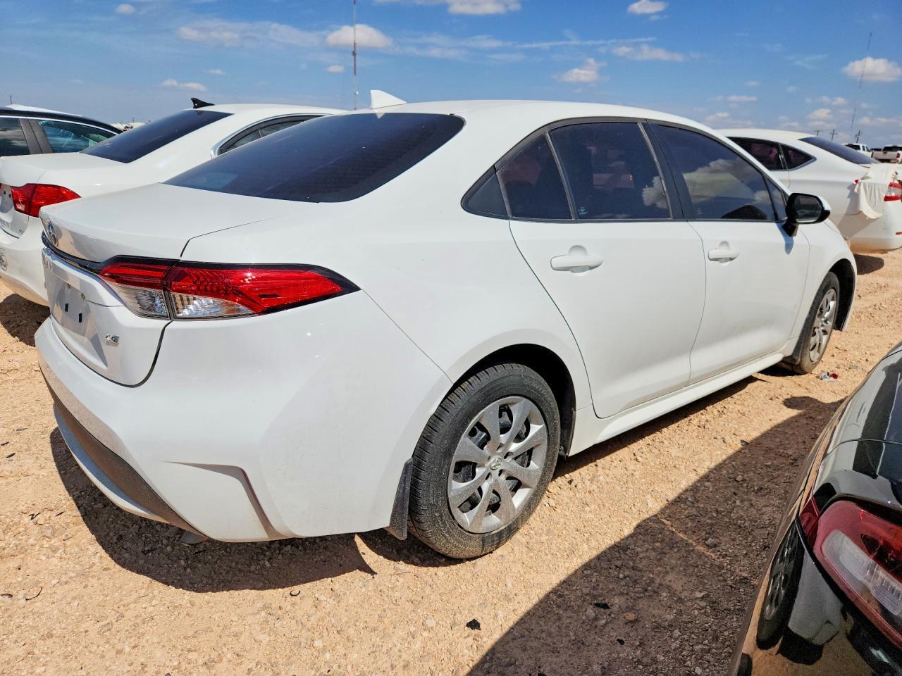 2022 TOYOTA COROLLA
