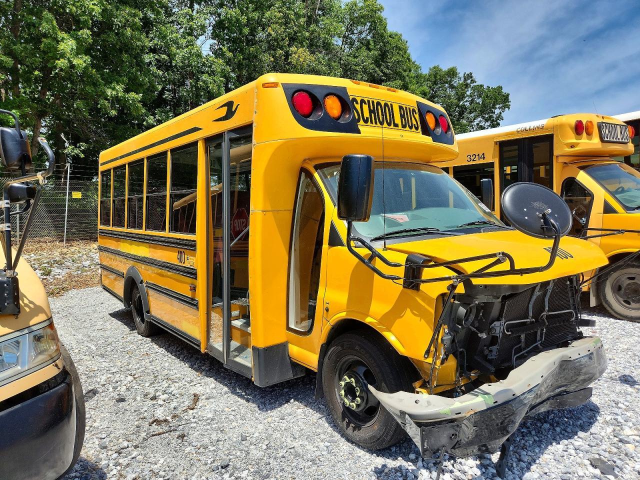 2012 CHEVROLET Express 3500