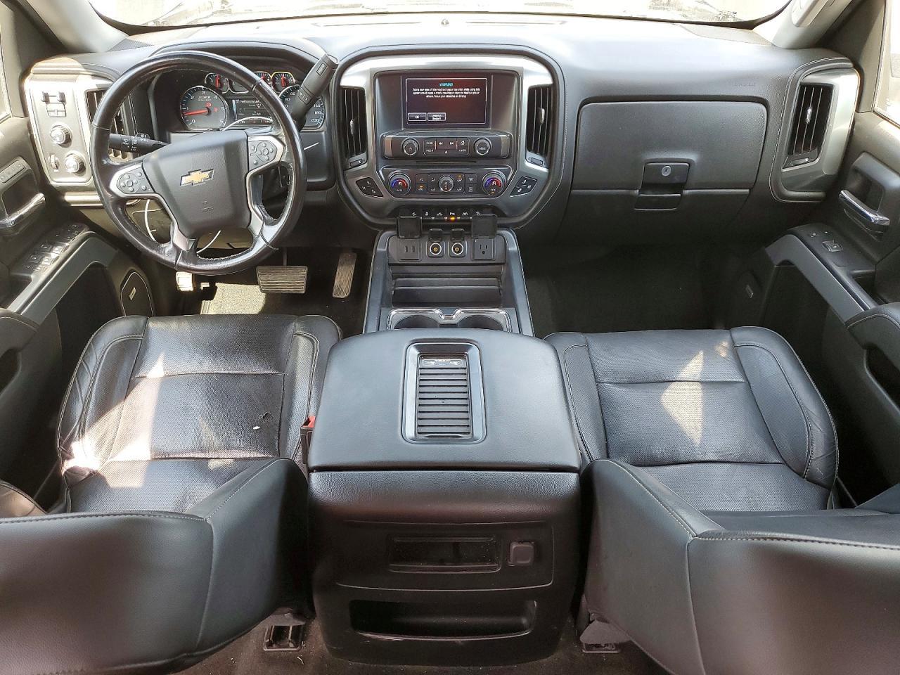 2018 CHEVROLET Silverado