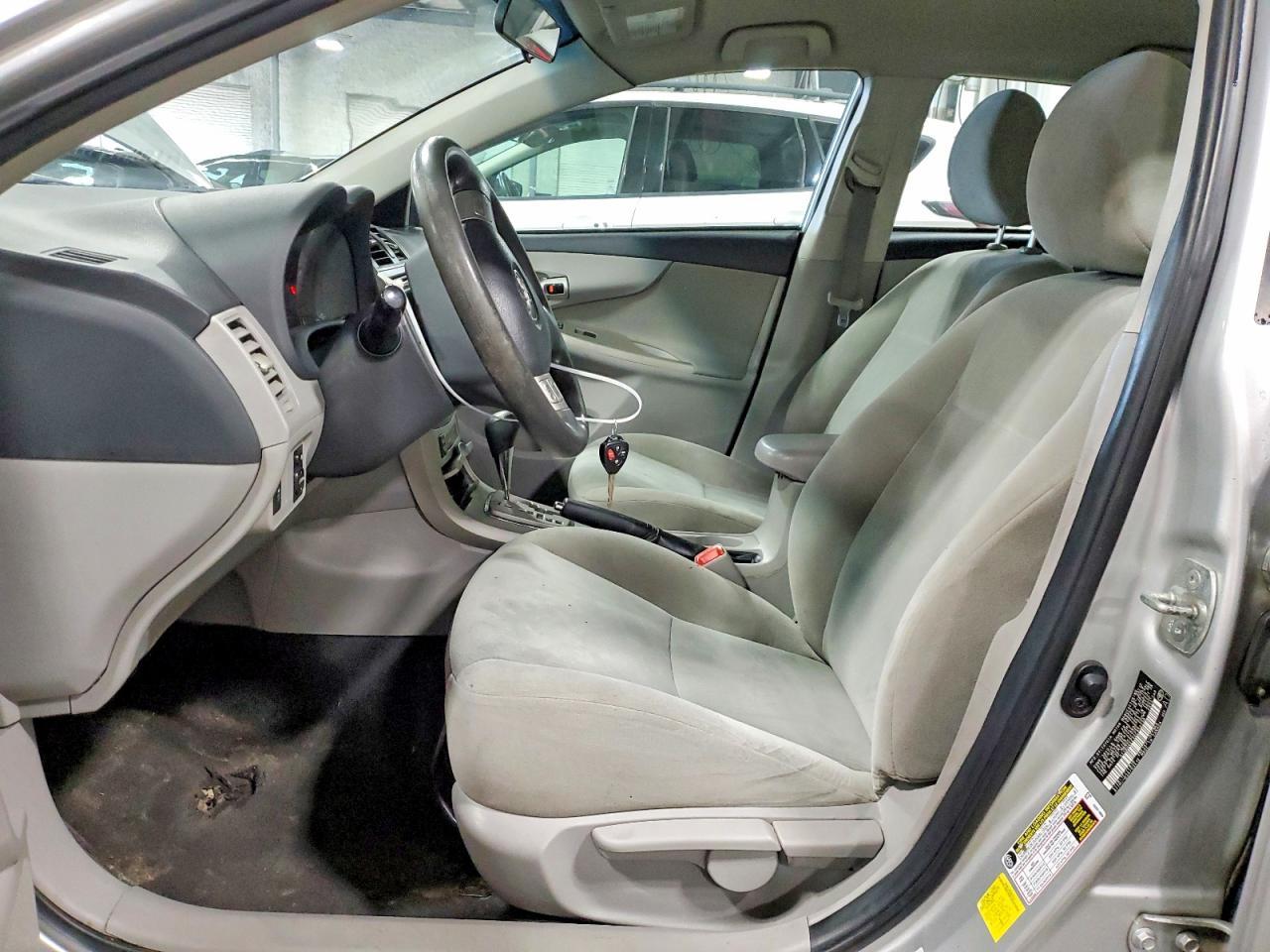 2013 TOYOTA COROLLA