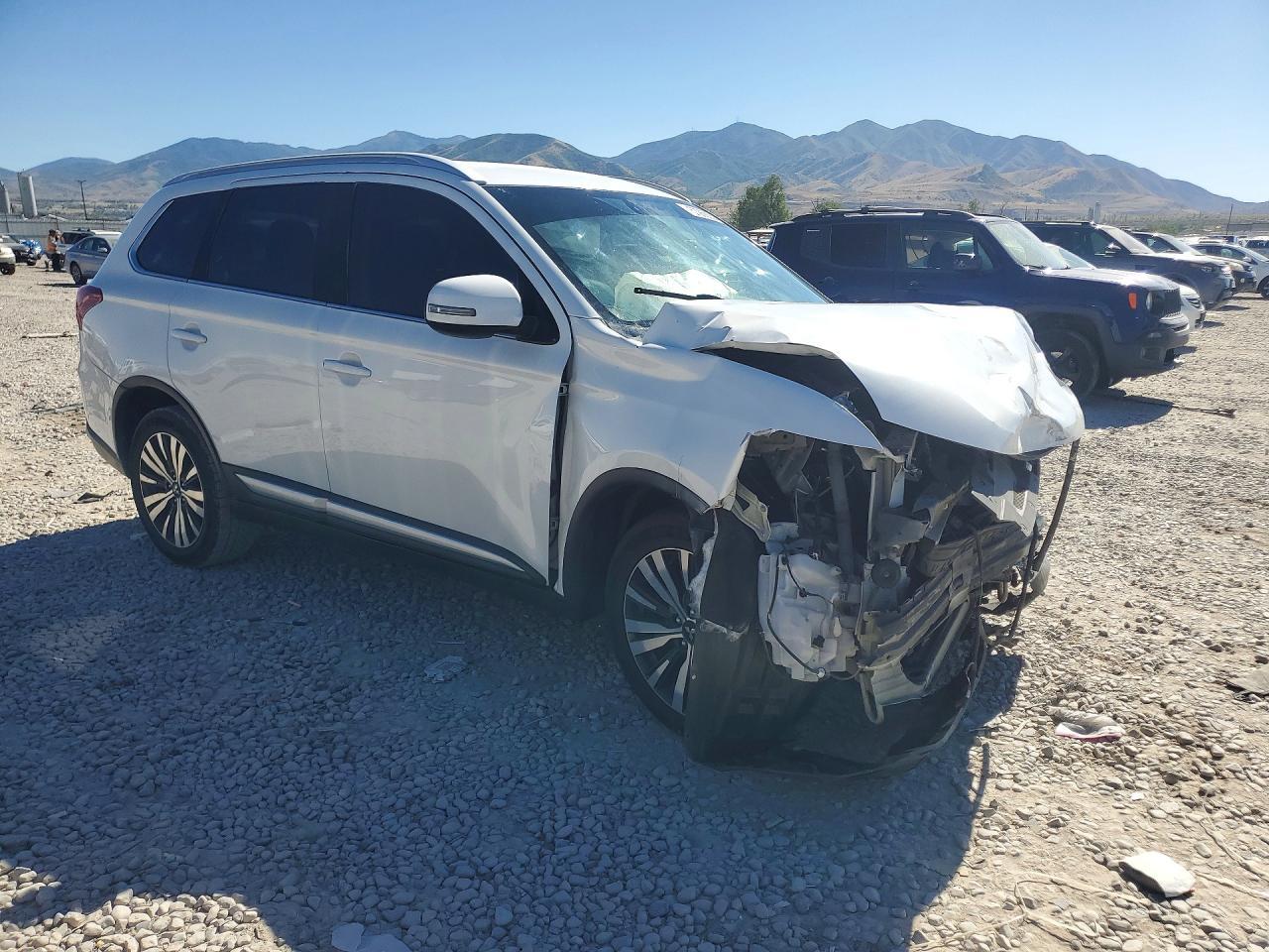 2019 MITSUBISHI outlander