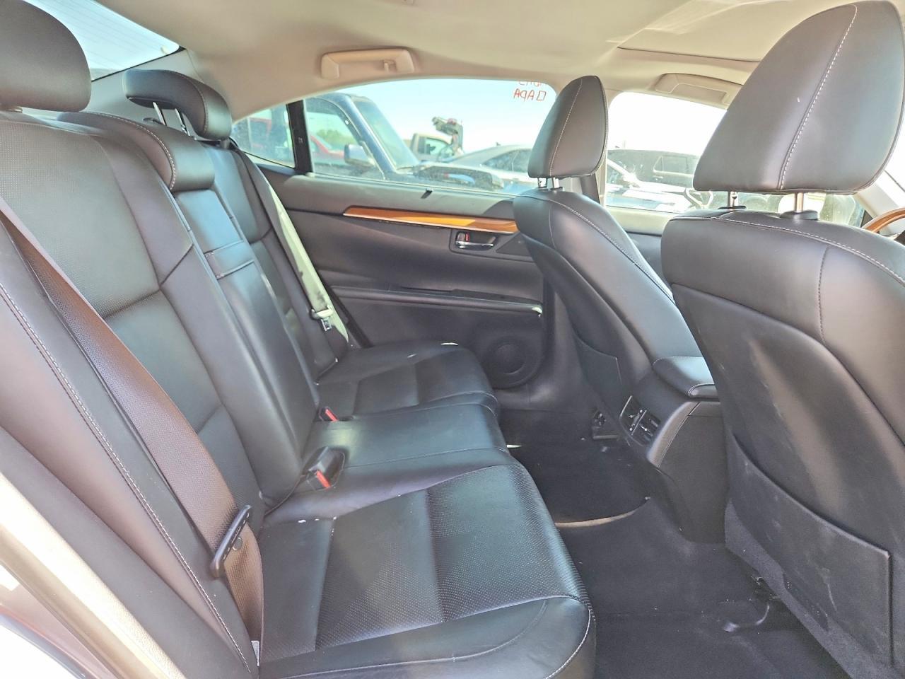 2014 LEXUS ES 300H