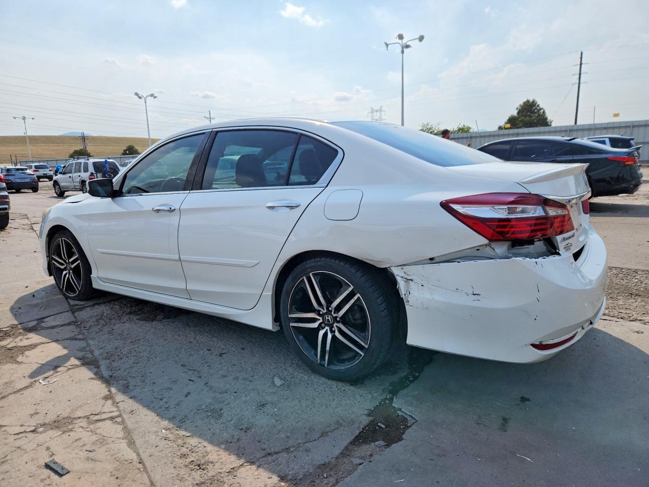 2017 HONDA ACCORD