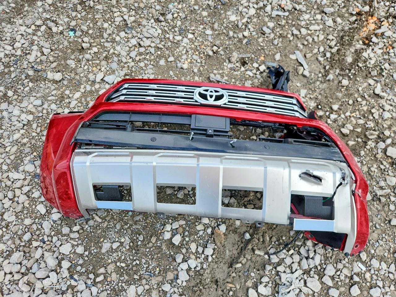 2025 TOYOTA 4Runner