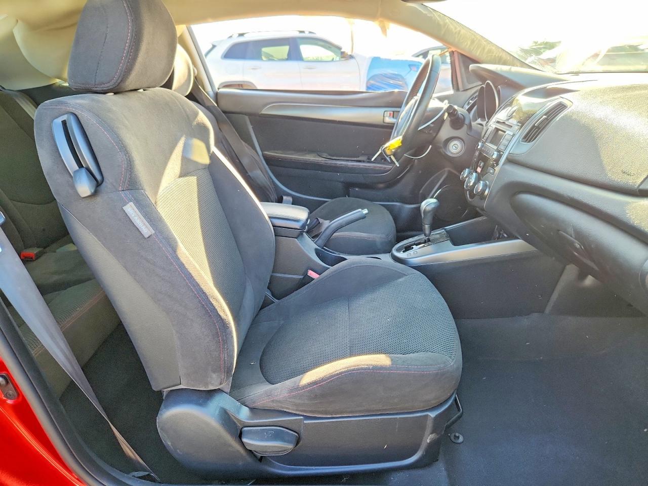 2010 KIA FORTE