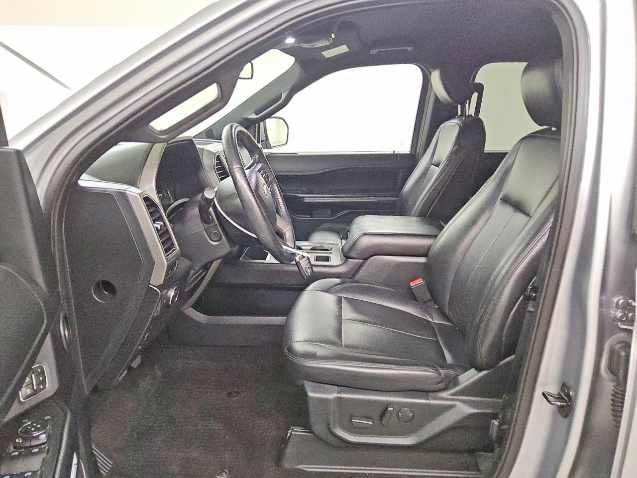 2020 FORD Expedition