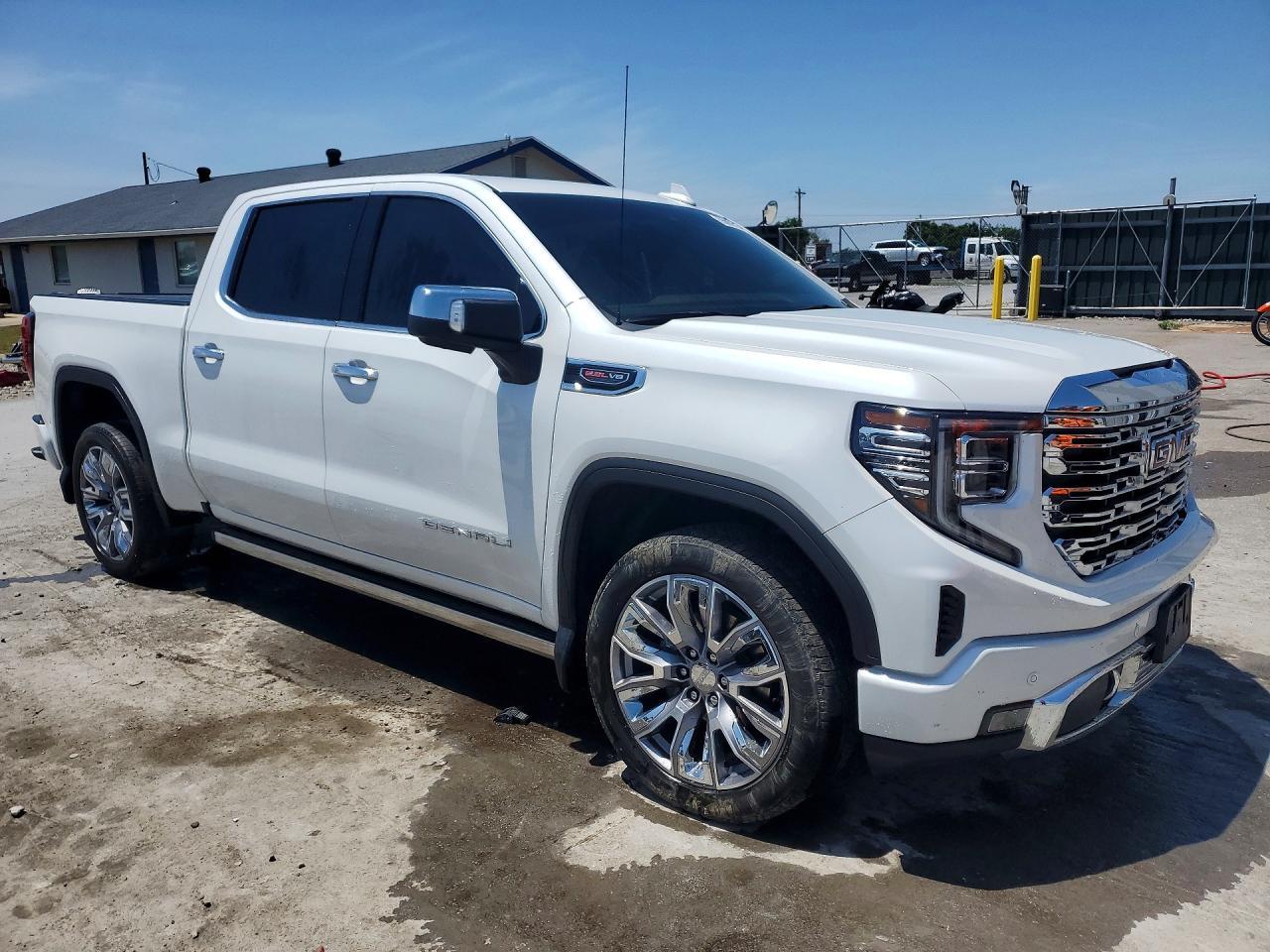 2025 GMC Sierra