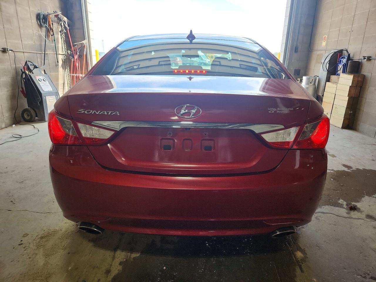 2012 HYUNDAI SONATA