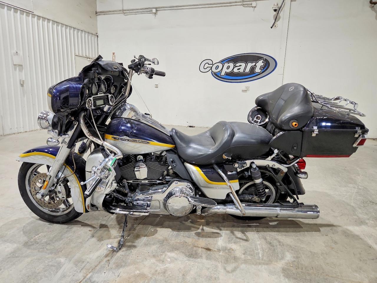 2012 HARLEY-DAVIDSON FLHTCUSE7