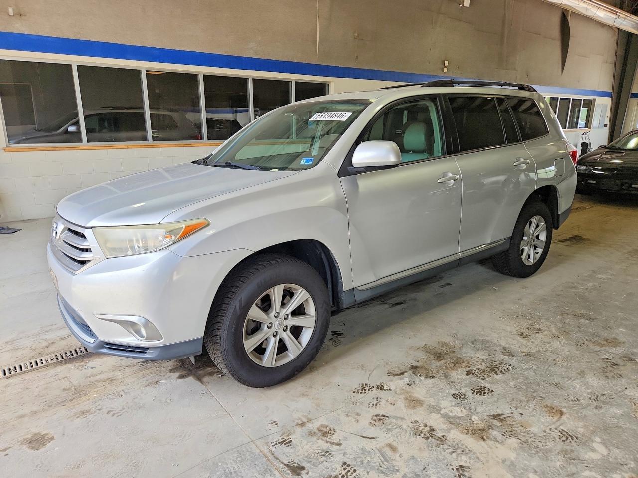 2012 TOYOTA HIGHLANDER