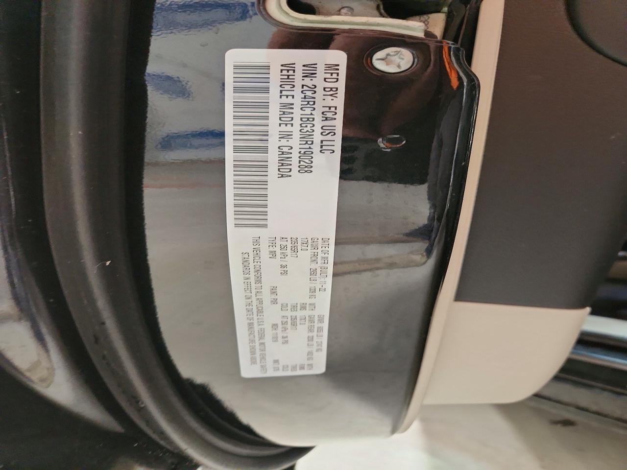 2022 CHRYSLER Pacifica