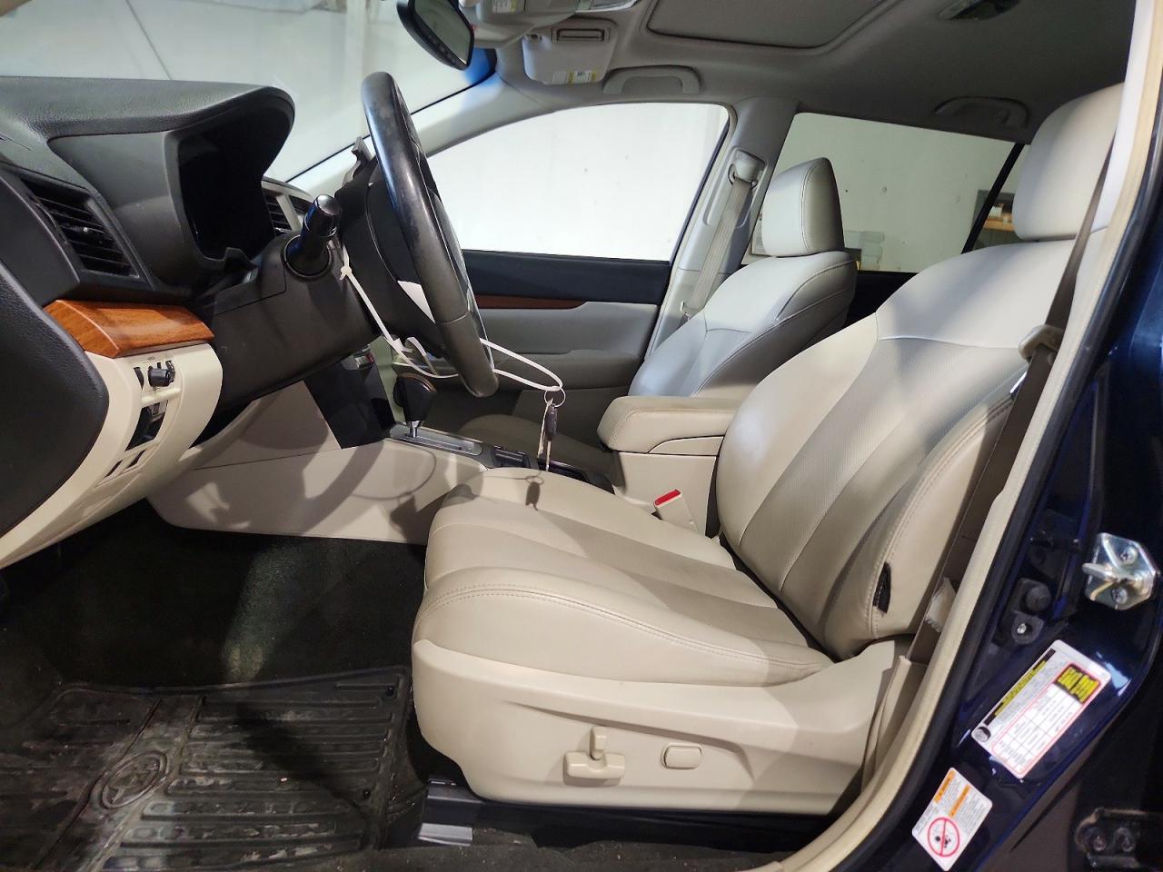 2013 SUBARU Outback