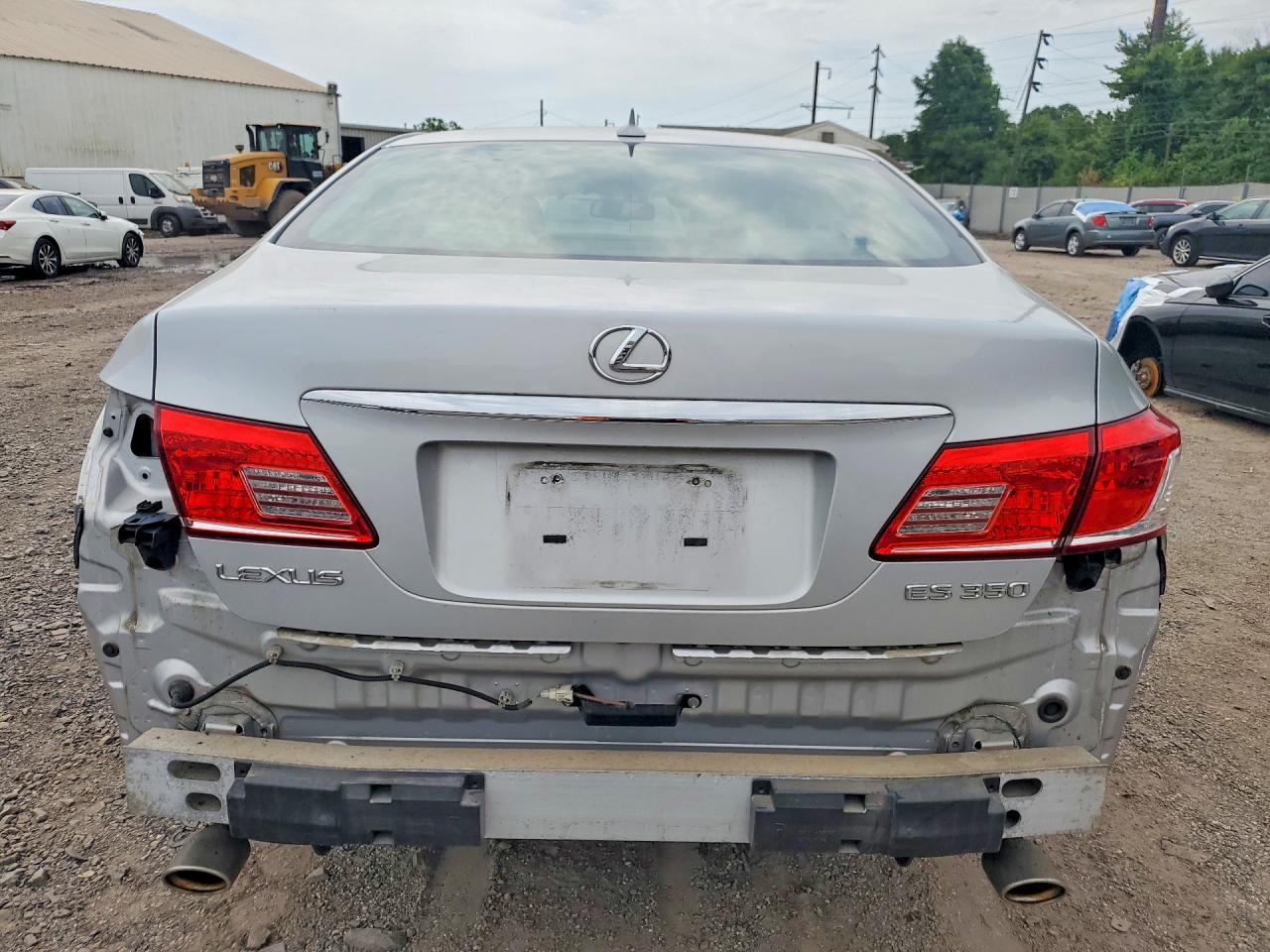 2010 LEXUS ES 350