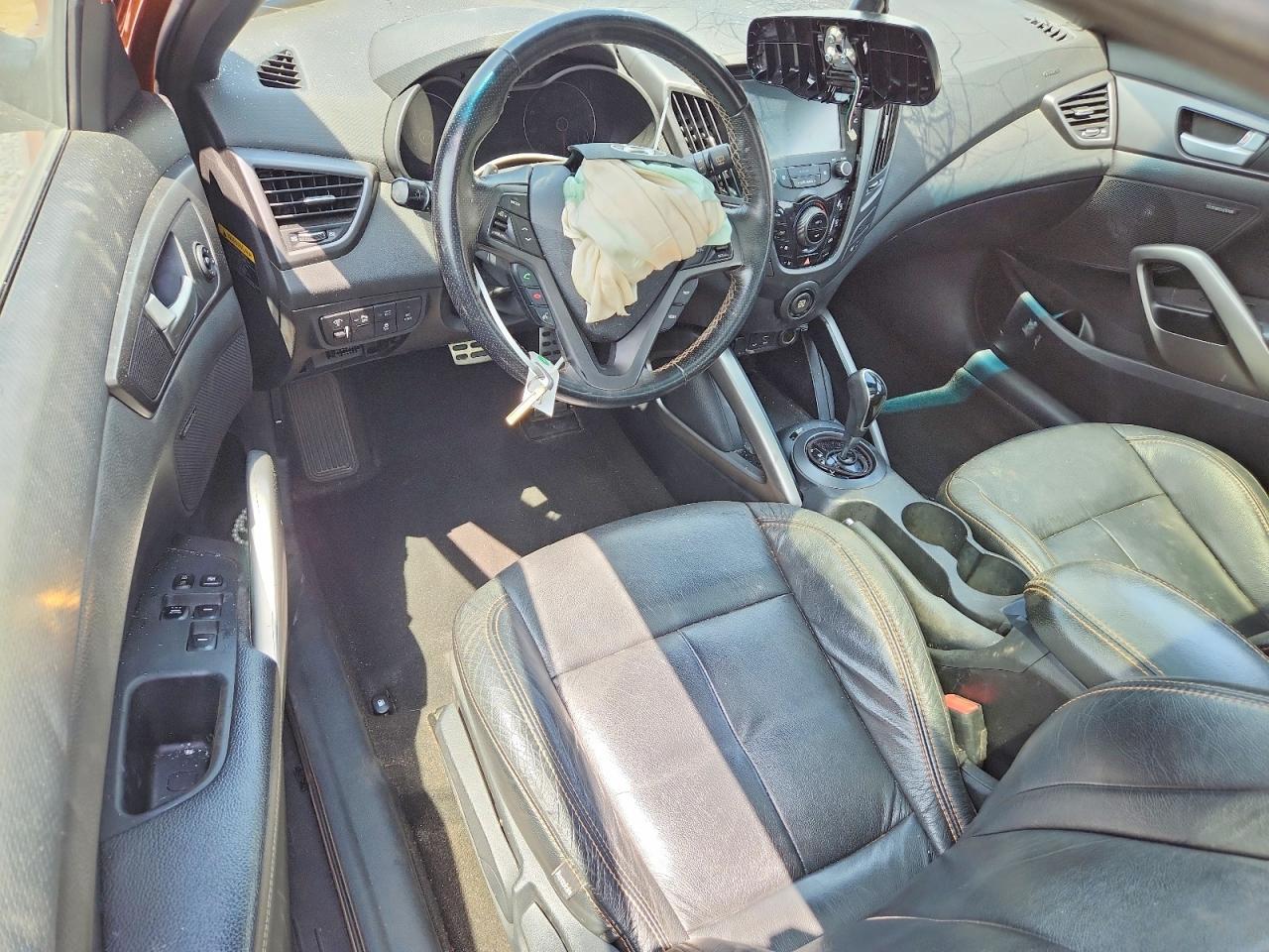 2016 HYUNDAI VELOSTER
