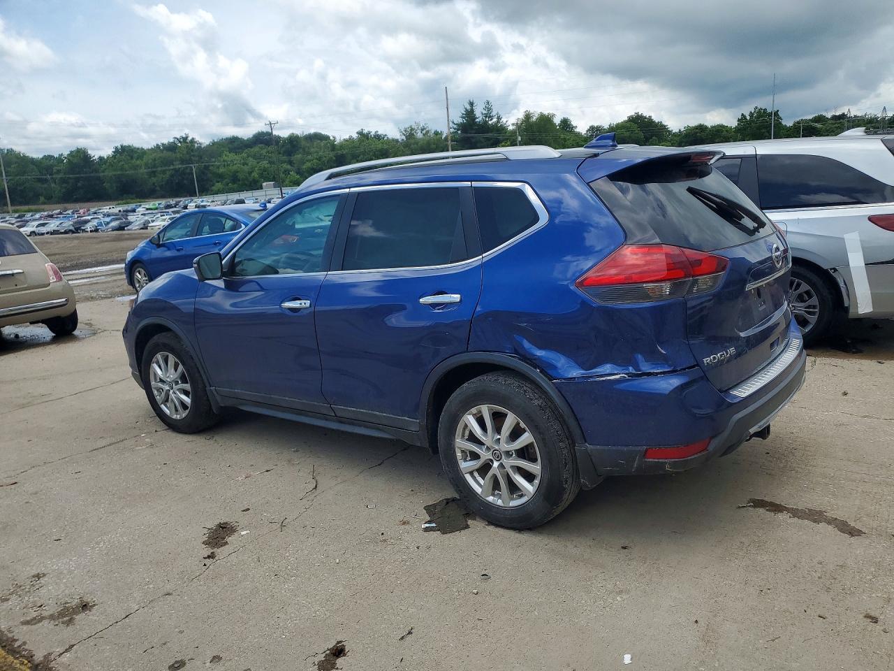 2017 NISSAN ROGUE