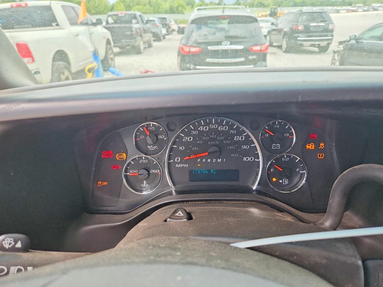 2018 CHEVROLET EXPRESS 2500