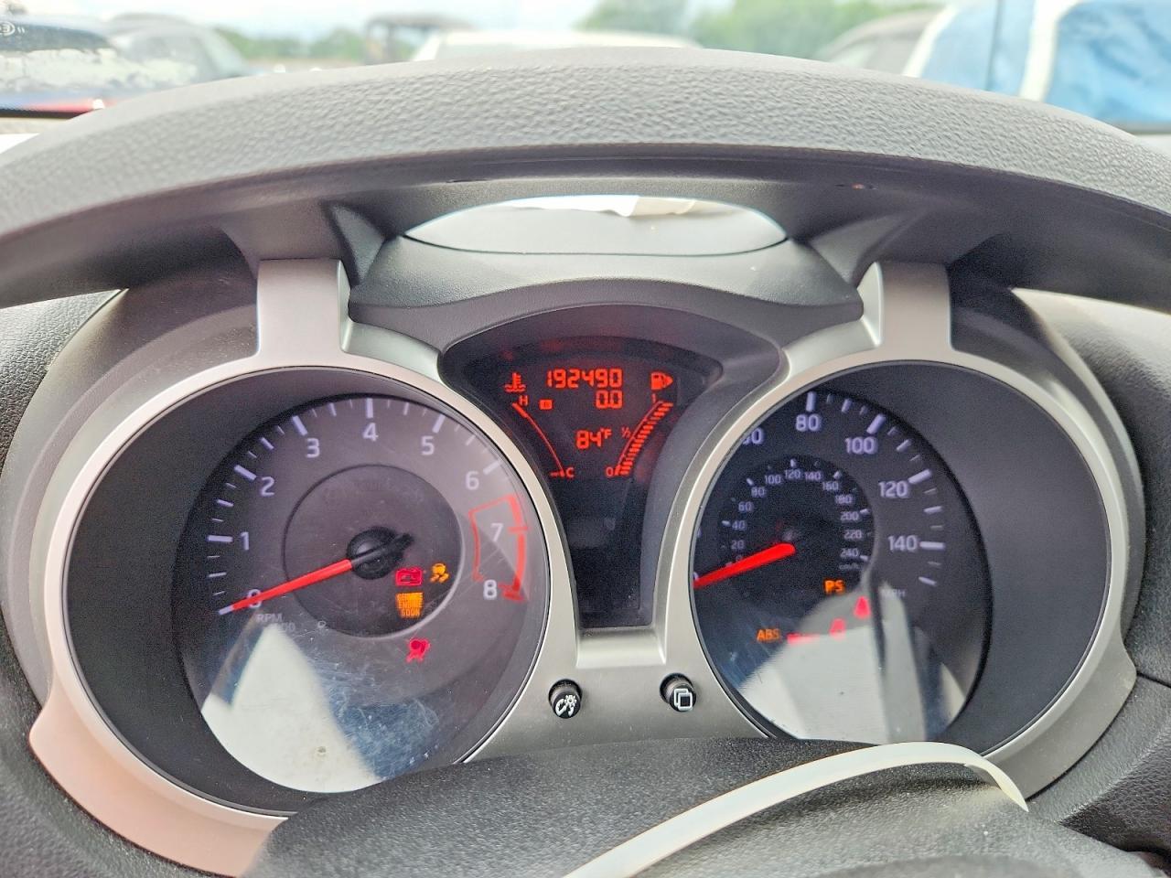 2013 NISSAN Juke