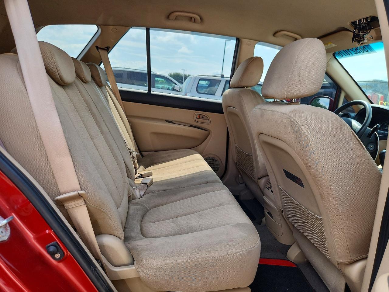 2008 KIA RONDO