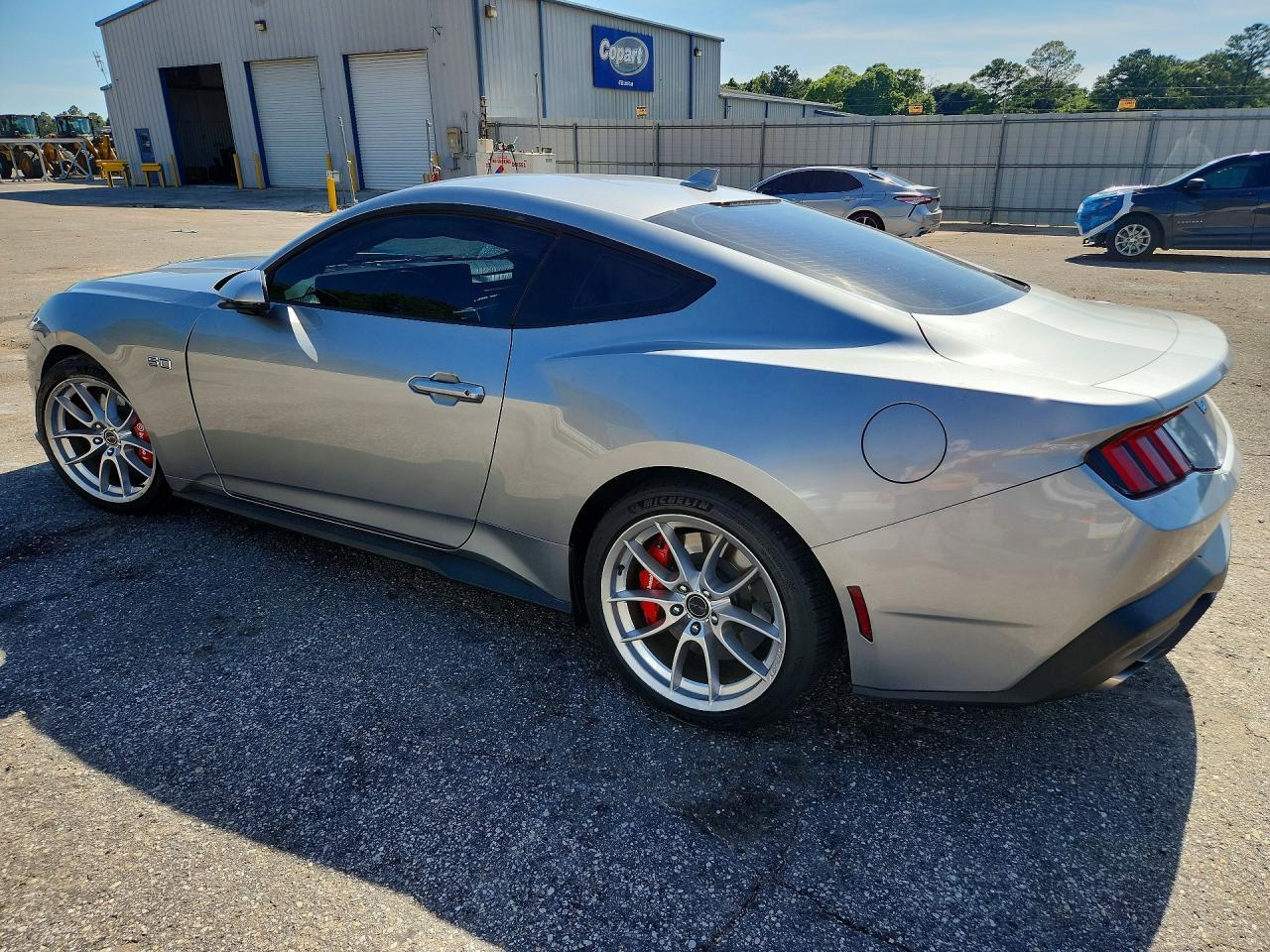 2024 FORD MUSTANG
