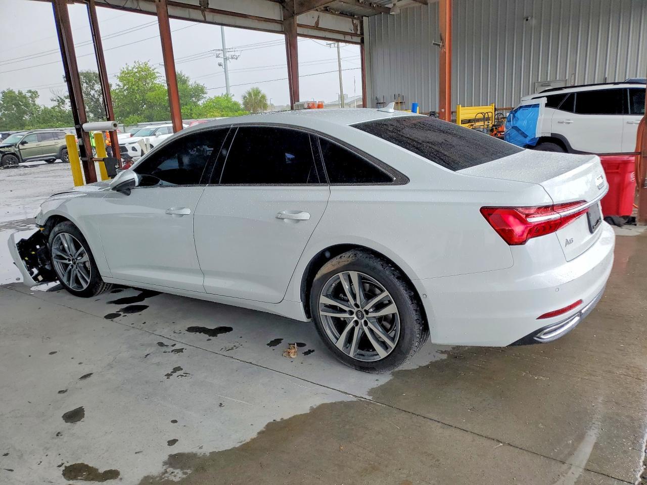 2023 AUDI A6