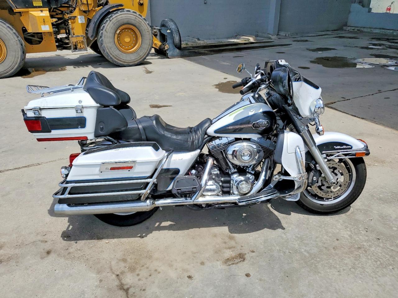 2008 HARLEY-DAVIDSON FLHTCUI