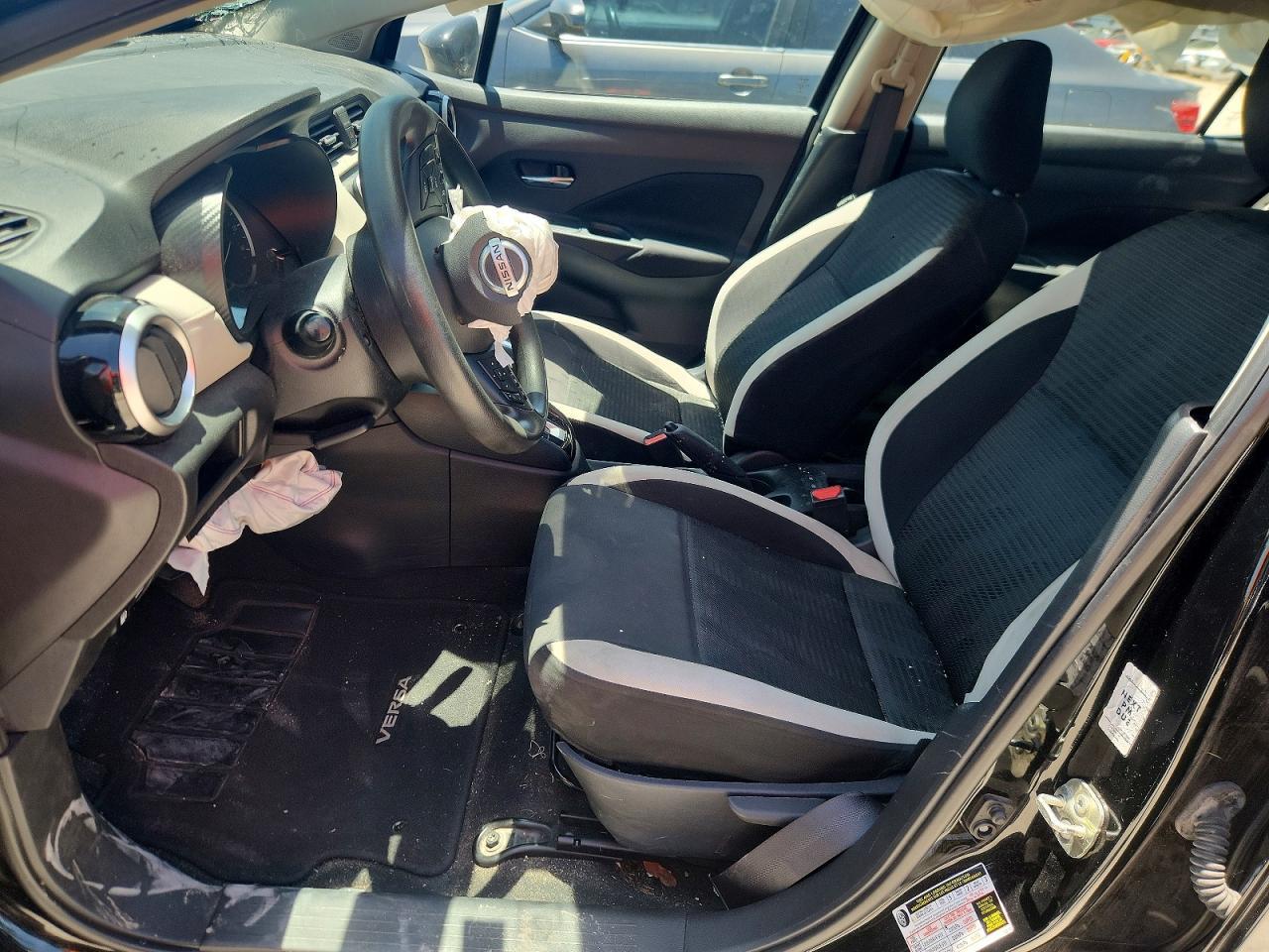 2021 NISSAN VERSA