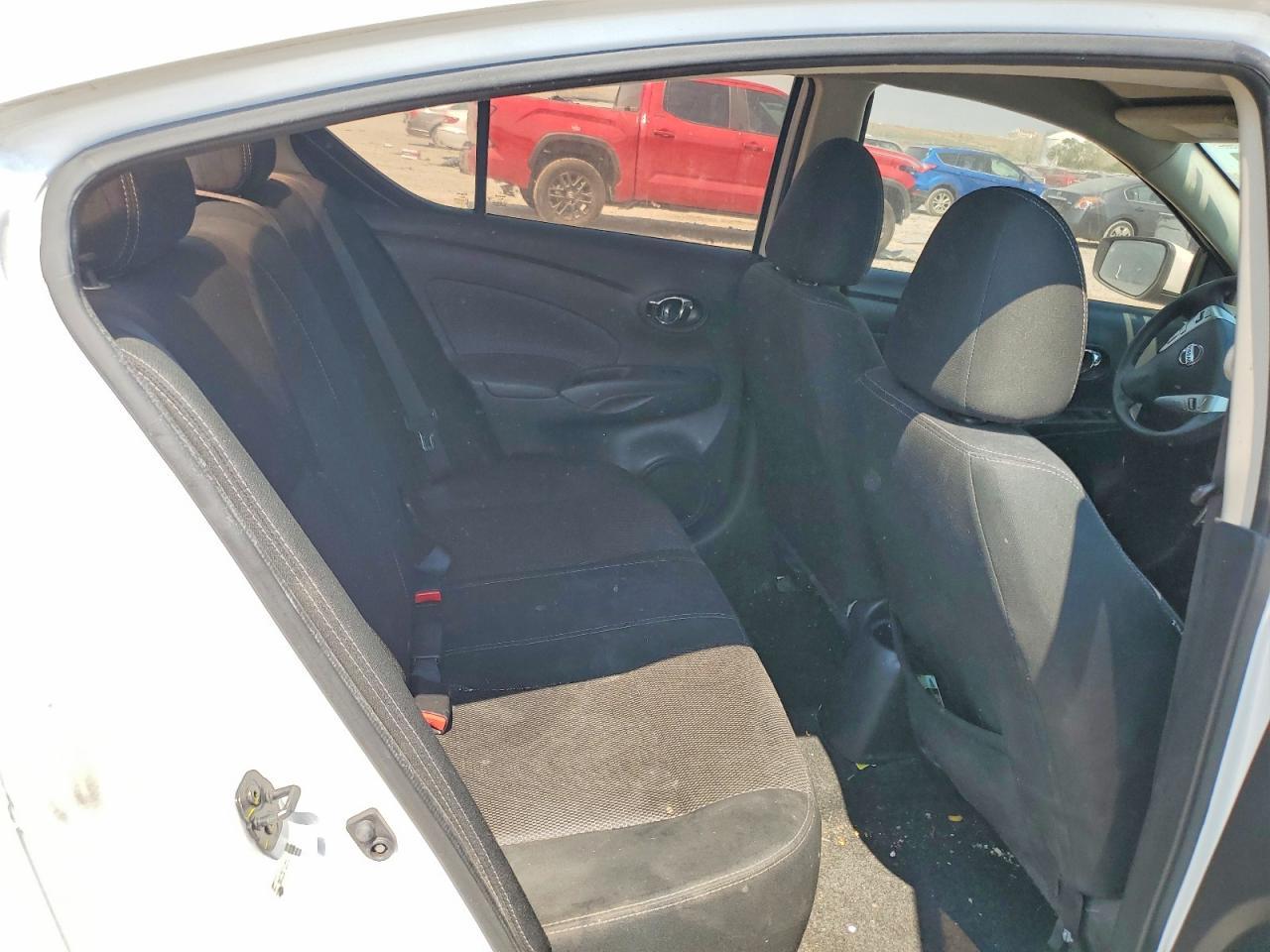2019 NISSAN VERSA