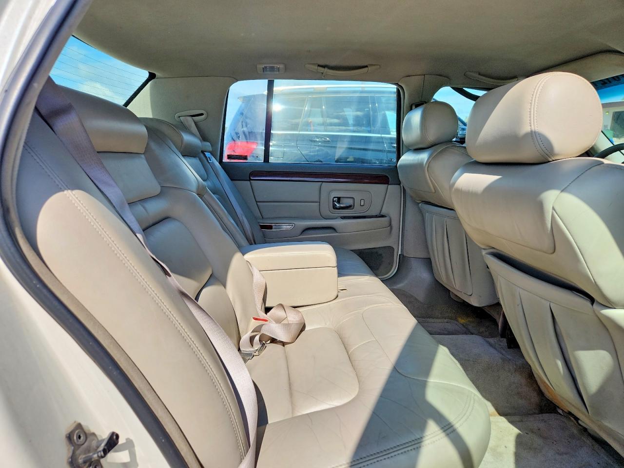 1999 CADILLAC Deville