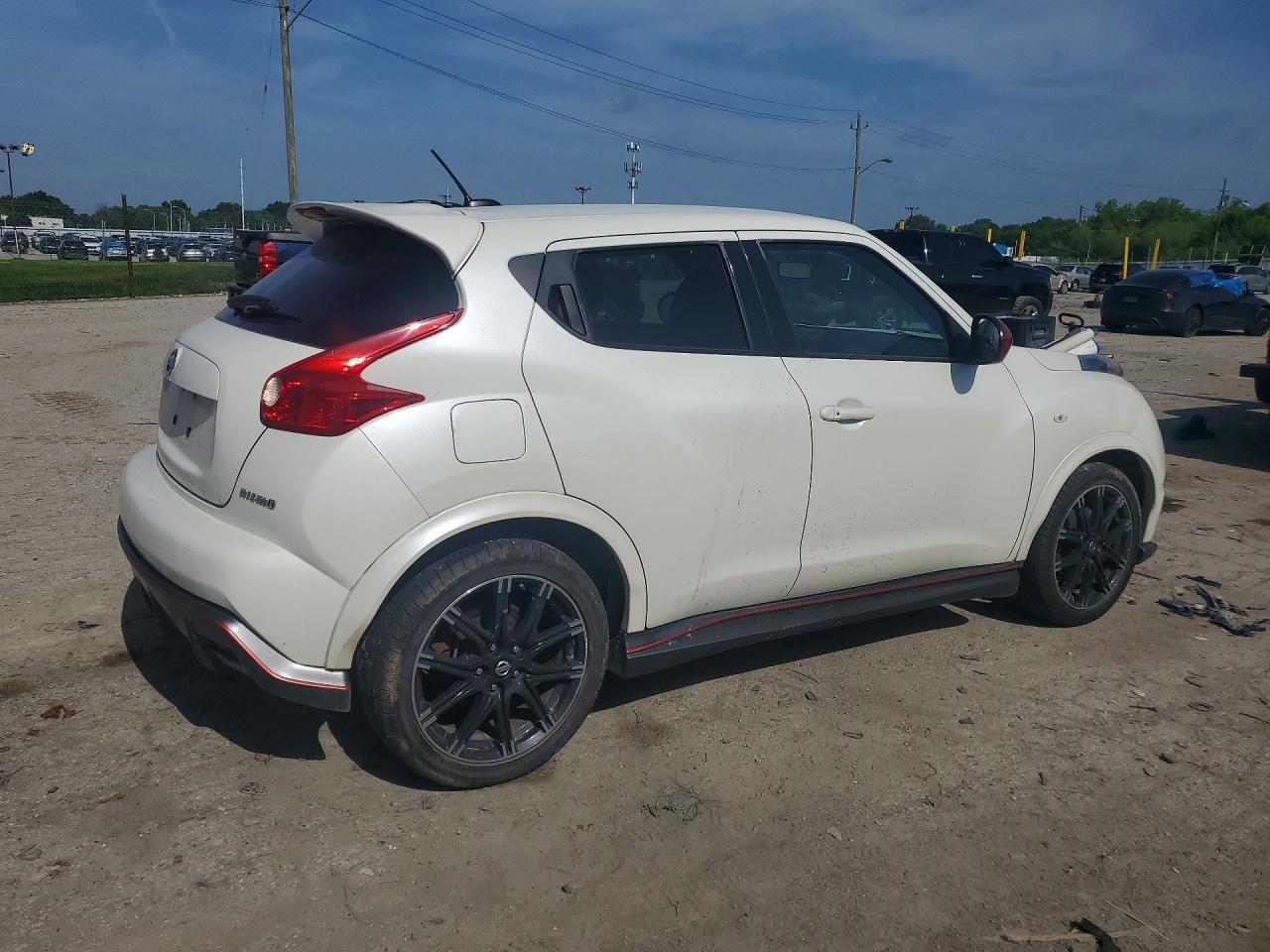 2013 NISSAN Juke