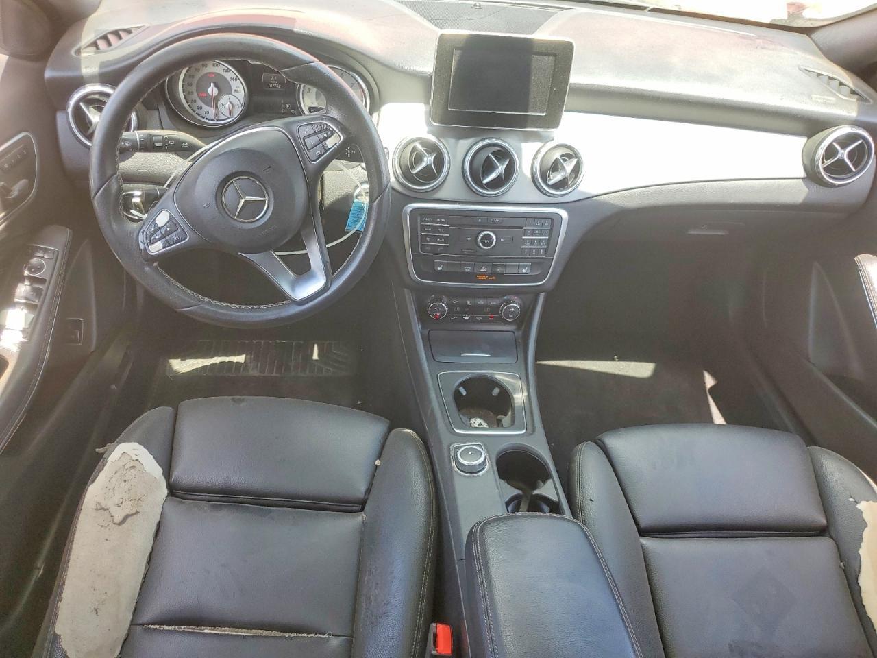 2016 MERCEDES-BENZ GLA-Class