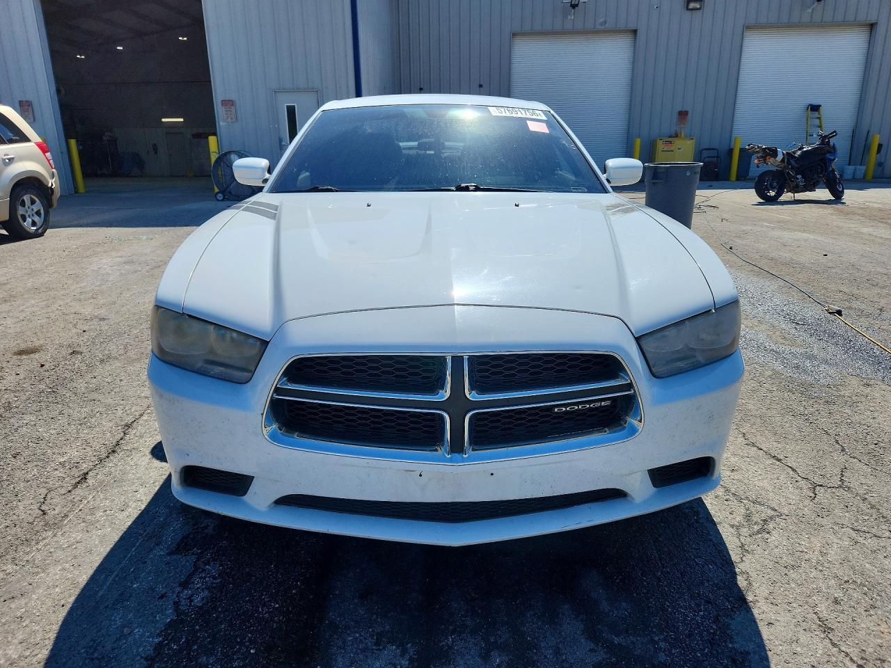 2011 DODGE CHARGER