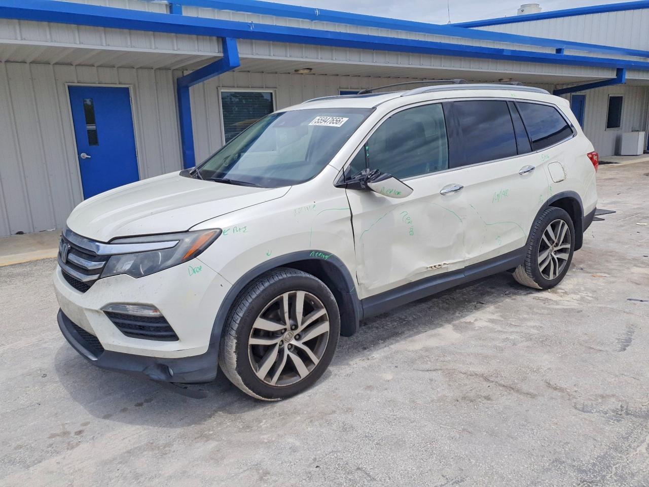 2017 HONDA PILOT