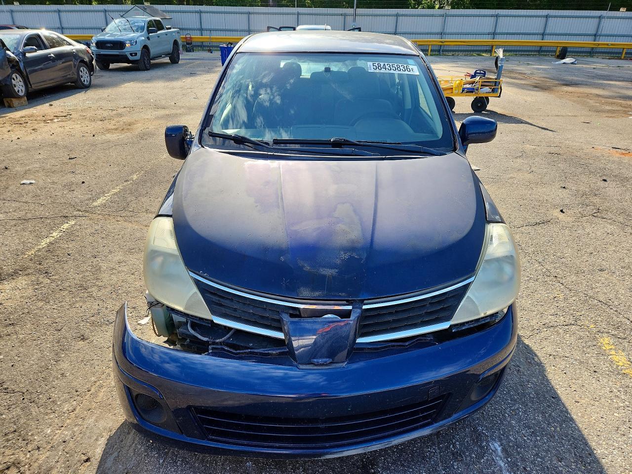 2009 NISSAN VERSA