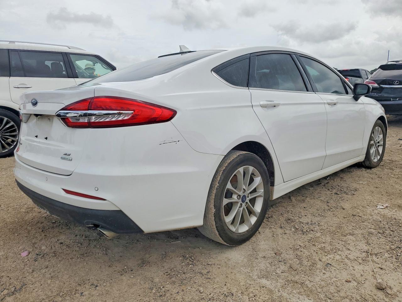 2020 FORD FUSION