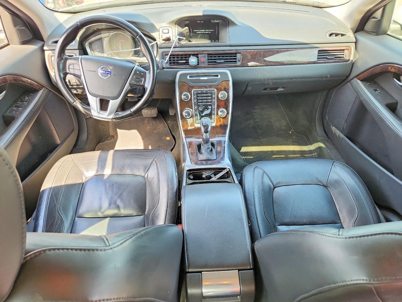 2016 VOLVO S80