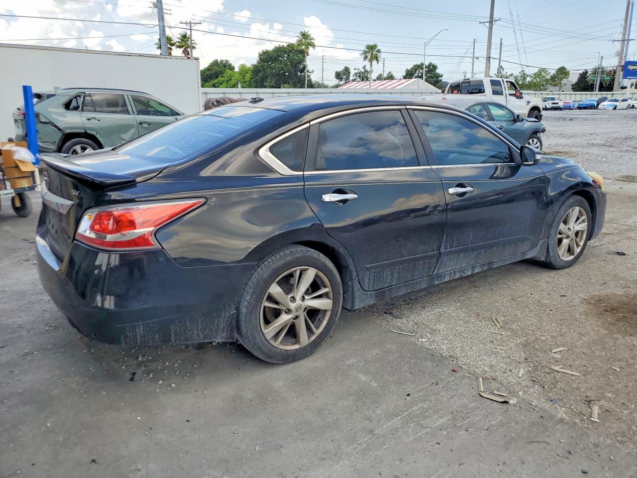 2015 NISSAN ALTIMA
